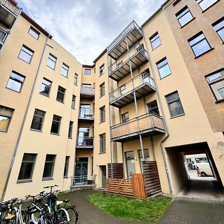 Premium Apartment In Magdeburg Stadtfeld Ost Mit 2 Schlafzimmern & Stellplatz Exterior photo
