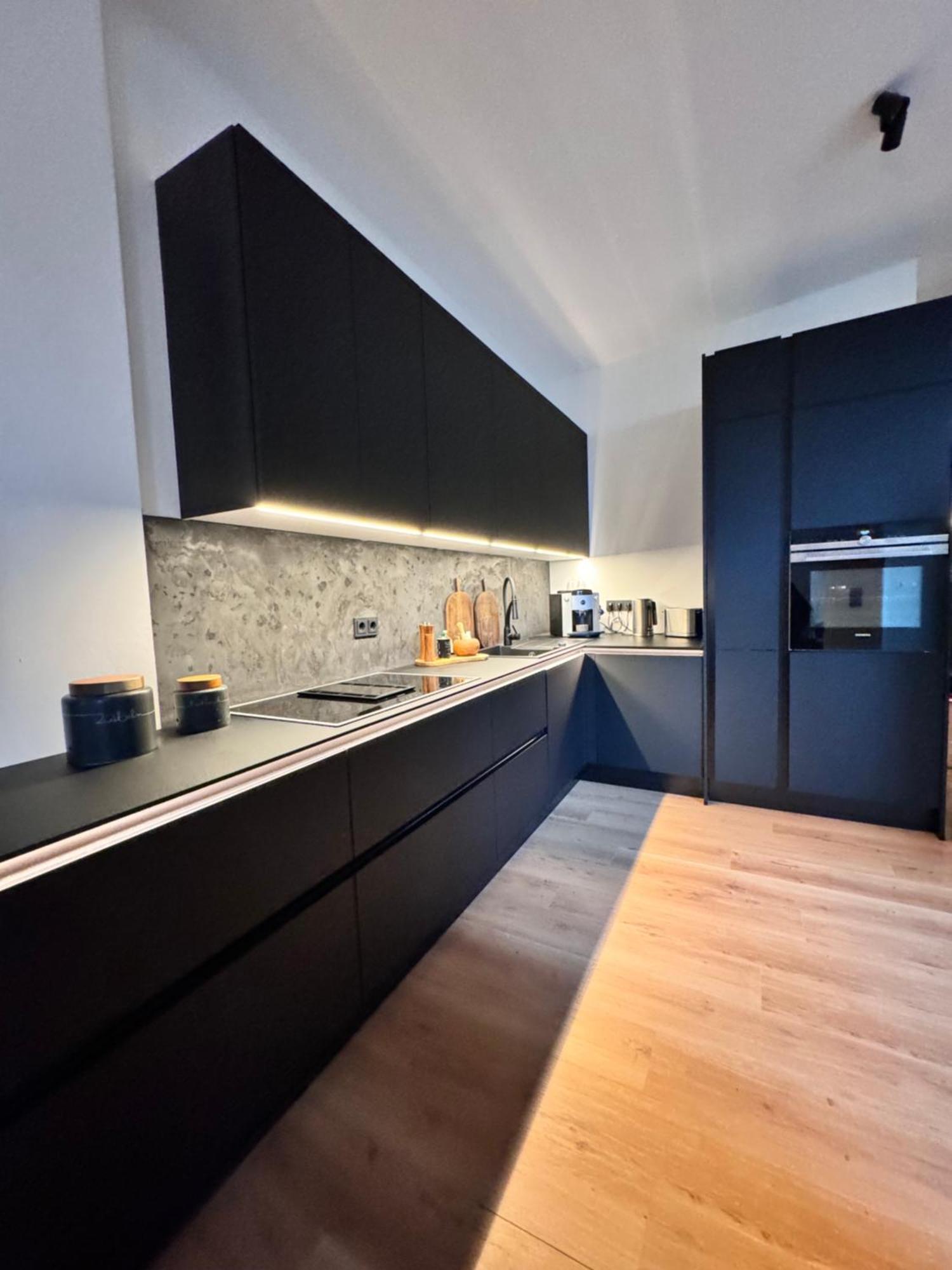 Premium Apartment In Magdeburg Stadtfeld Ost Mit 2 Schlafzimmern & Stellplatz Exterior photo
