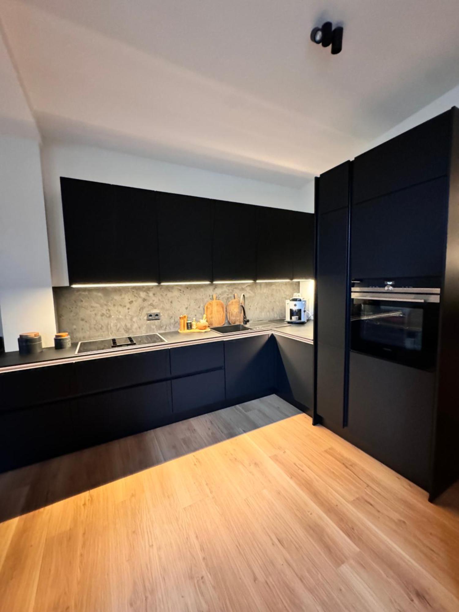 Premium Apartment In Magdeburg Stadtfeld Ost Mit 2 Schlafzimmern & Stellplatz Exterior photo